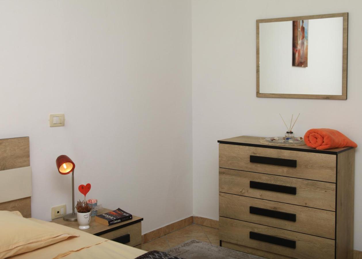 Beautiful Apartment At Port Side! Дуррес Экстерьер фото
