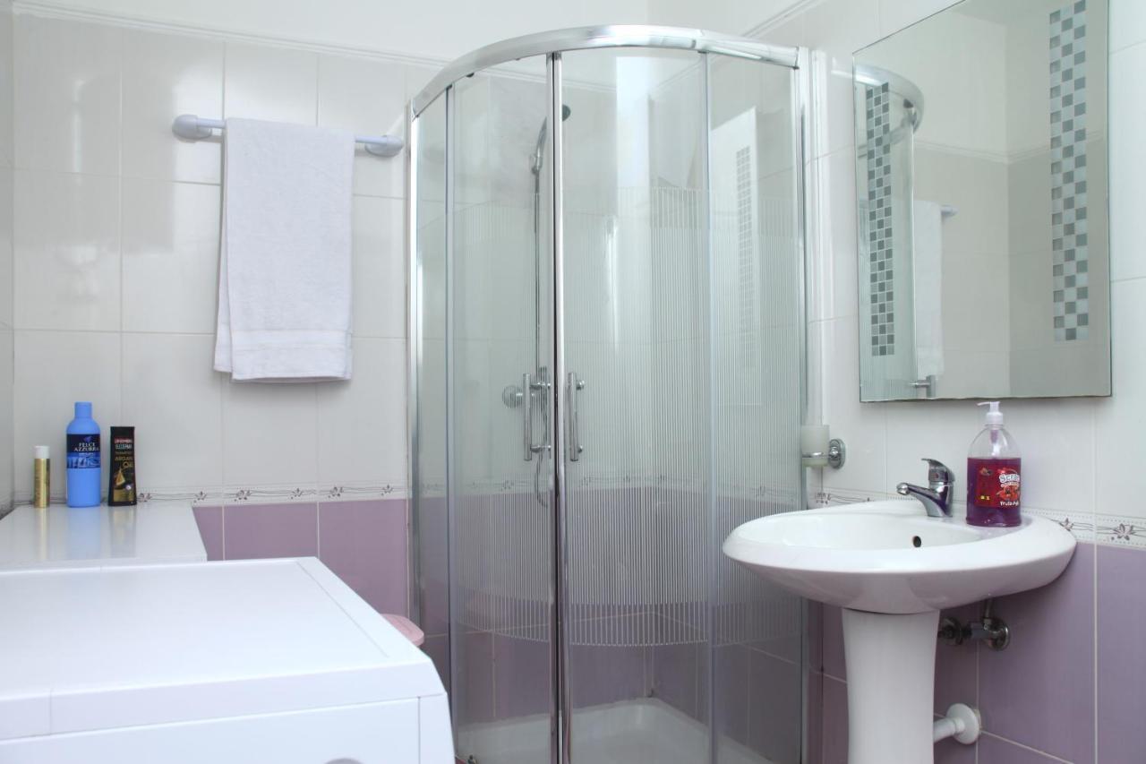Beautiful Apartment At Port Side! Дуррес Экстерьер фото