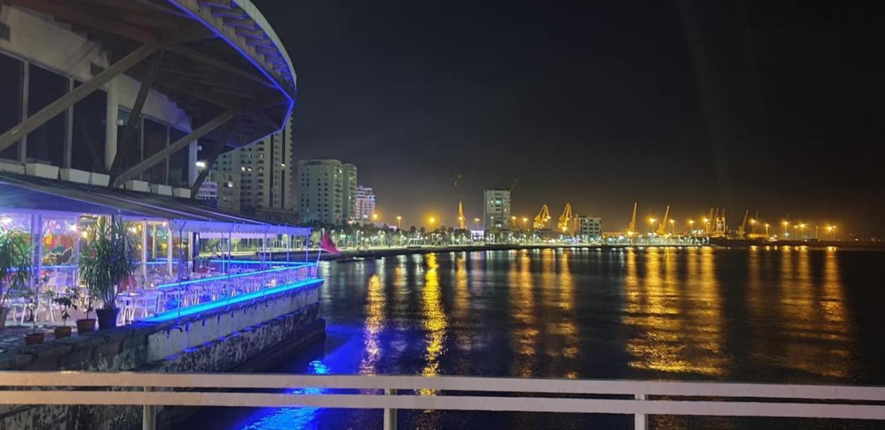 Beautiful Apartment At Port Side! Дуррес Экстерьер фото