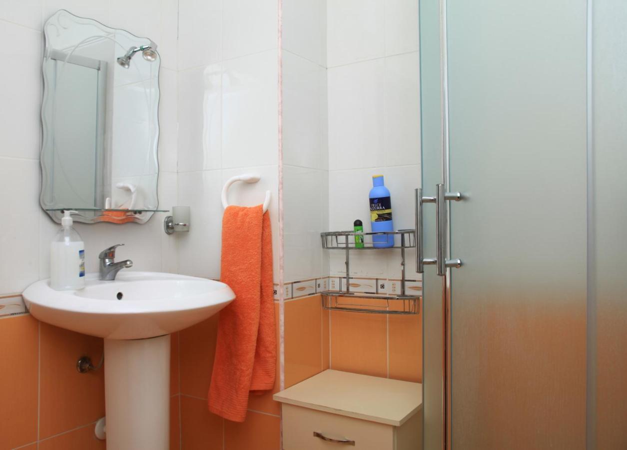 Beautiful Apartment At Port Side! Дуррес Экстерьер фото