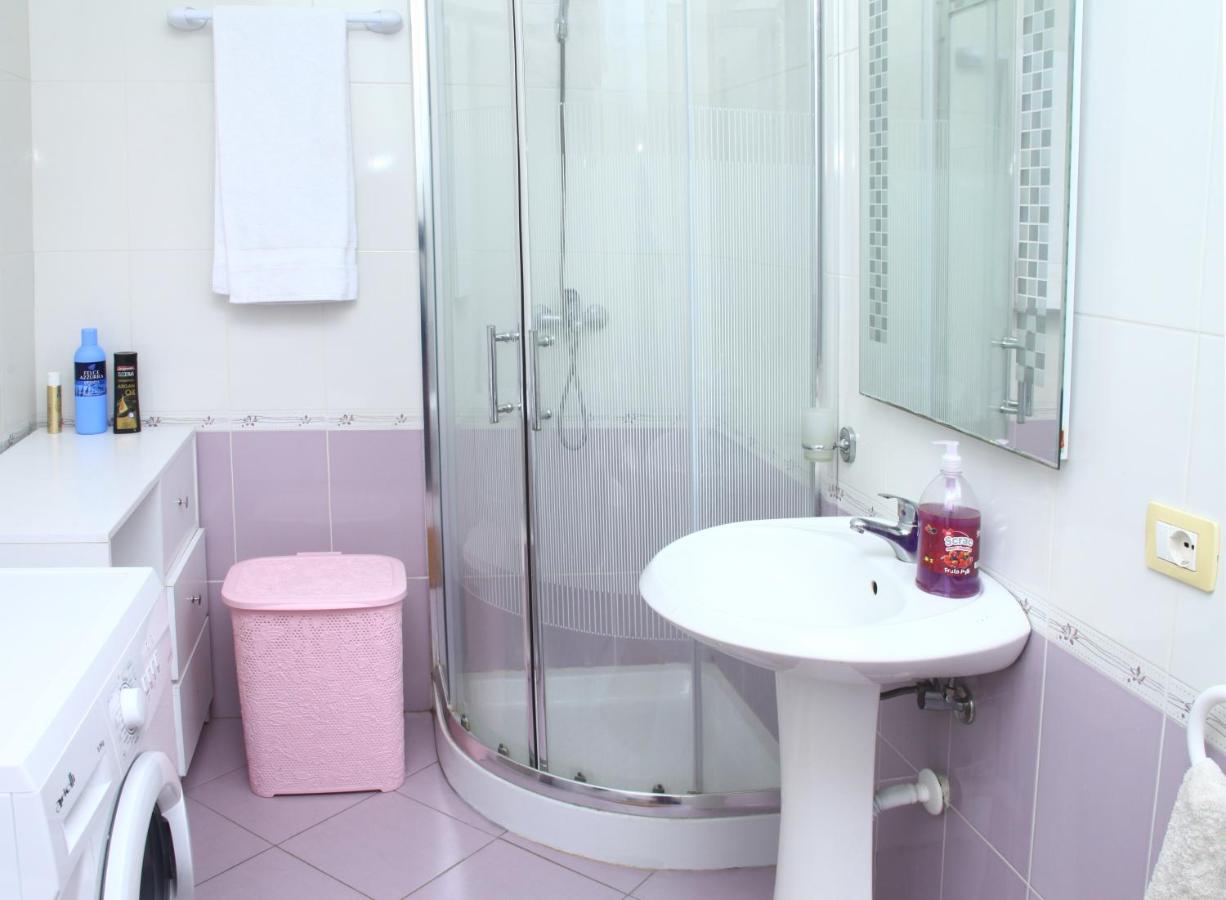 Beautiful Apartment At Port Side! Дуррес Экстерьер фото